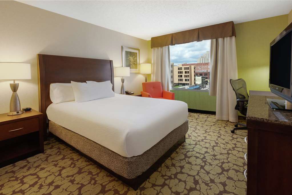 Hilton Garden Inn University Place - thumb 5