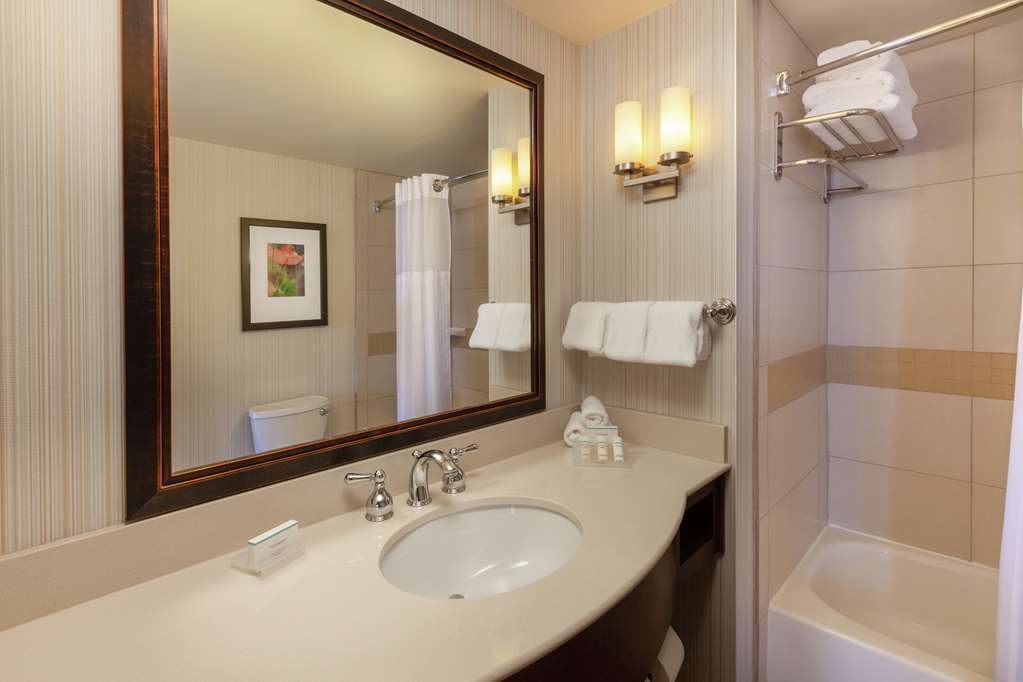 Hilton Garden Inn University Place - thumb 7