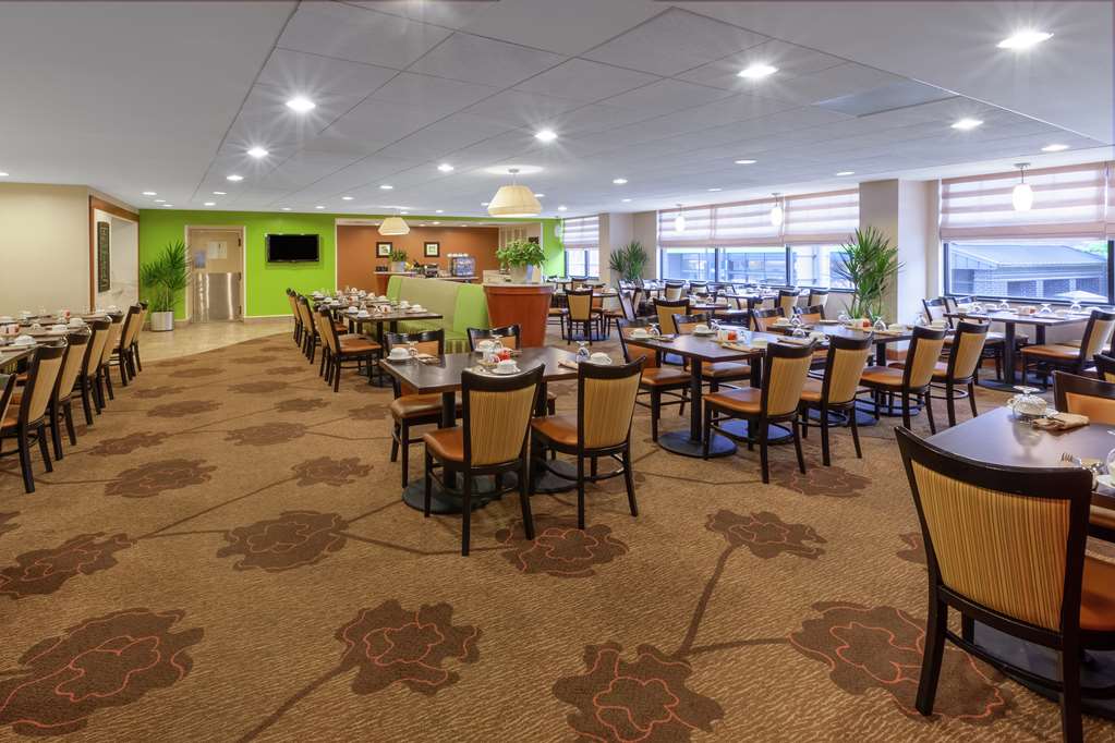 Hilton Garden Inn University Place - thumb 13