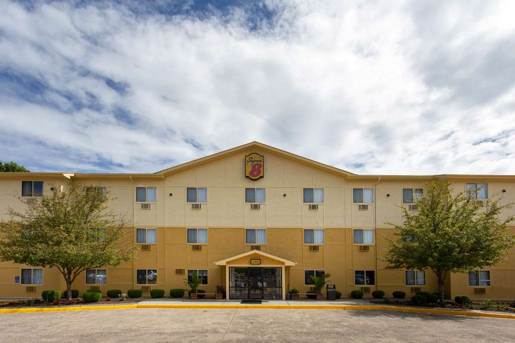 Super 8 Cromwell/Middletown - thumb 2