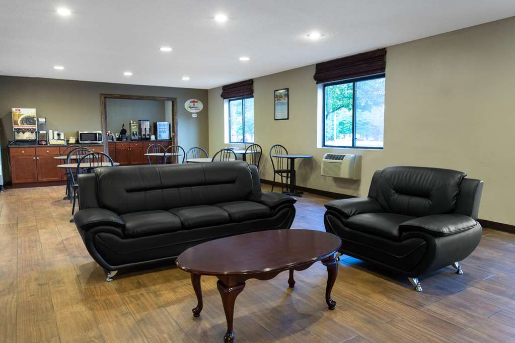 Super 8 Cromwell/Middletown - thumb 6