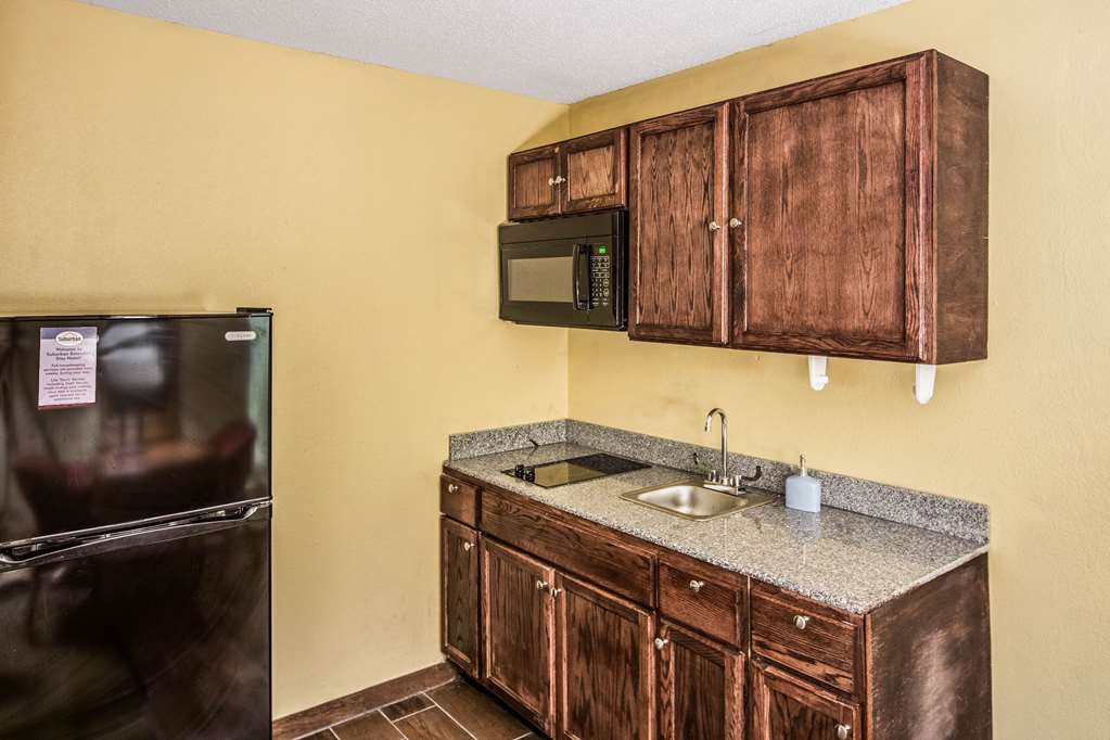 Suburban Studios Fort Wayne - thumb 15