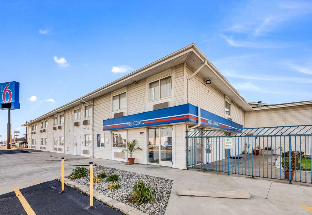 Motel 6 Ft Wayne - thumb 2