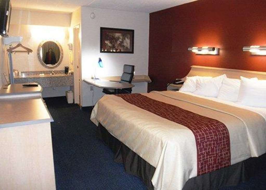 Rodeway Inn Fort Wayne - thumb 4