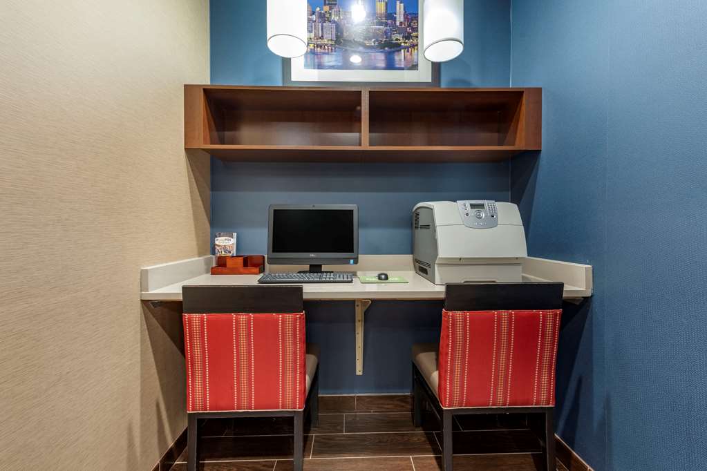 Comfort Inn & Suites Pittsburgh - thumb 16
