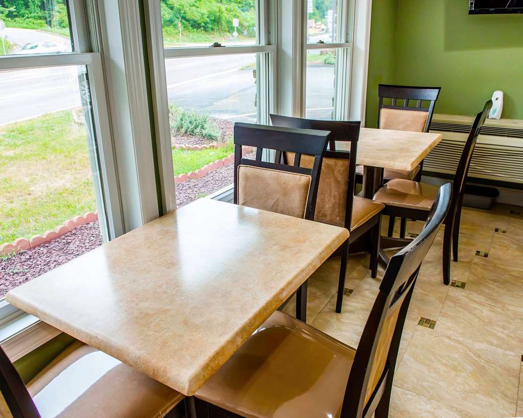 Econo Lodge - thumb 14