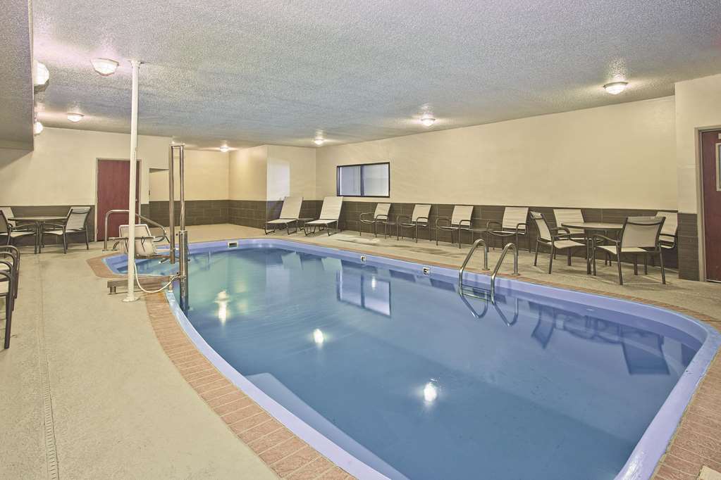 La Quinta Inn & Suites Fairborn - thumb 9