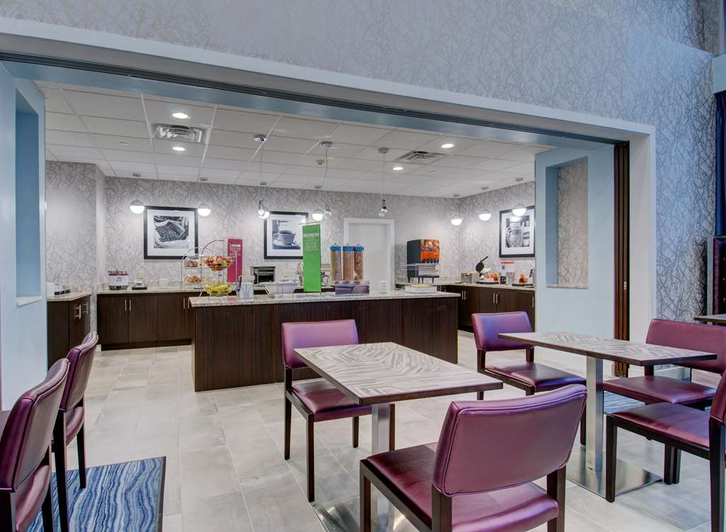 Hampton Inn & Suites Boston/Stoughton - thumb 12