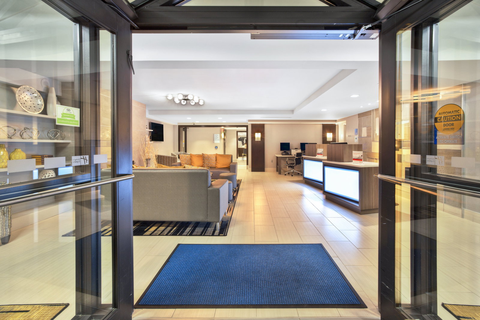 Holiday Inn Express Boston-Waltham - thumb 2