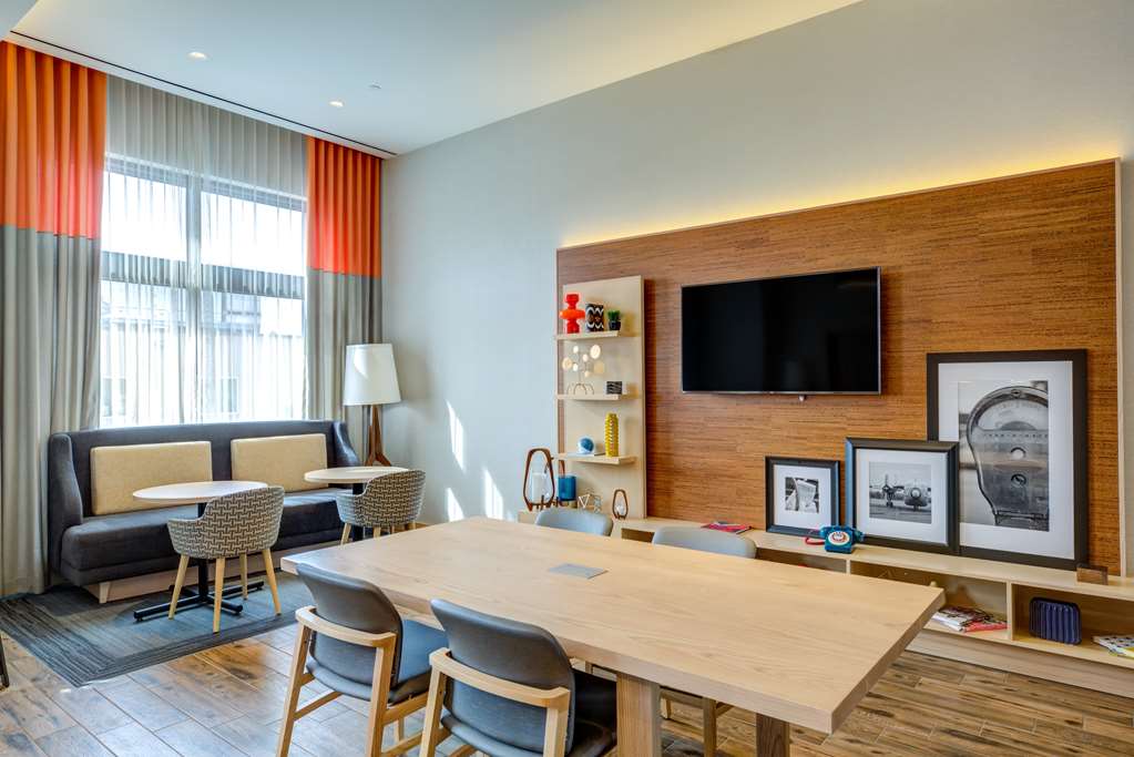 Hampton Inn & Suites Boston/Waltham - thumb 13