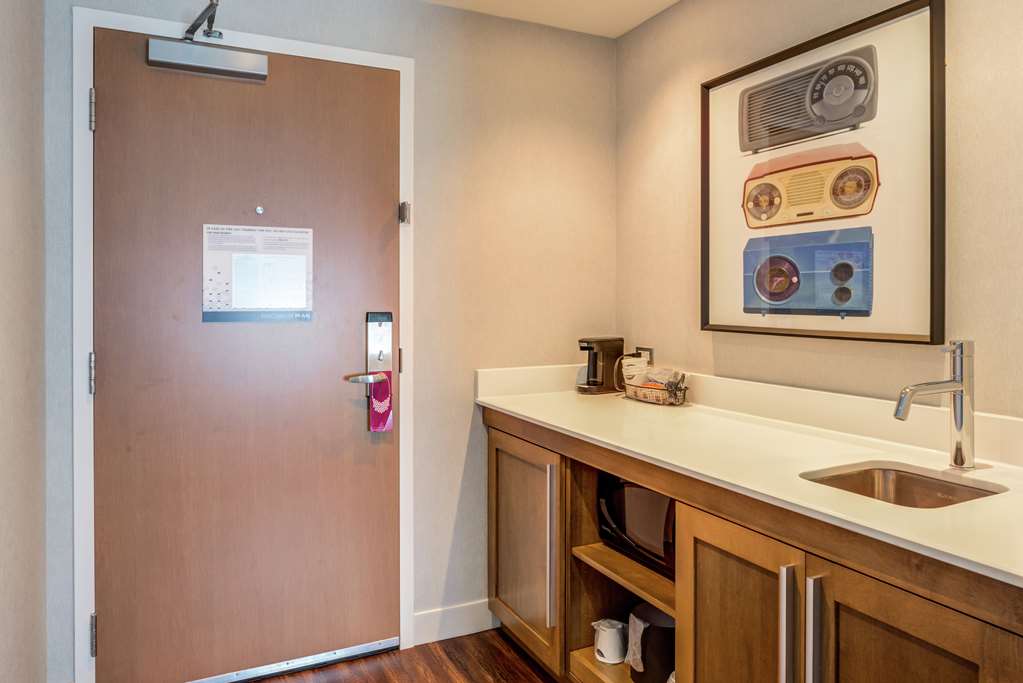 Hampton Inn & Suites Boston/Waltham - thumb 16