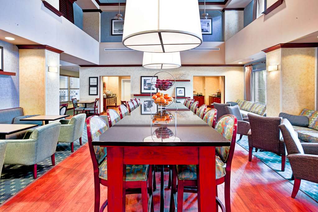 Hampton Inn & Suites Cape Cod/W Yarmouth - thumb 13