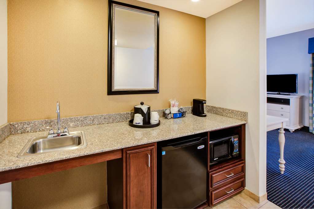 Hampton Inn & Suites Cape Cod/W Yarmouth - thumb 17