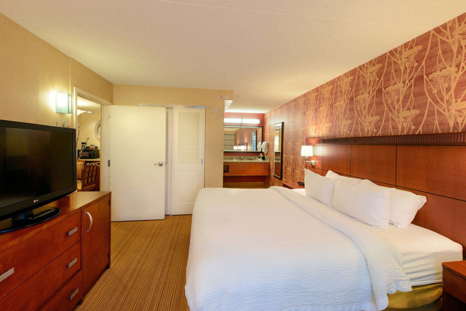 Courtyard By Marriott Canton - thumb 11