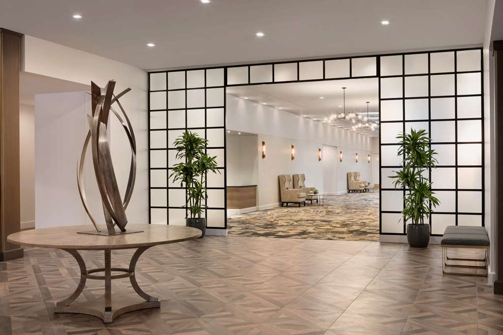 DoubleTree By Hilton Canton Downtown - thumb 2