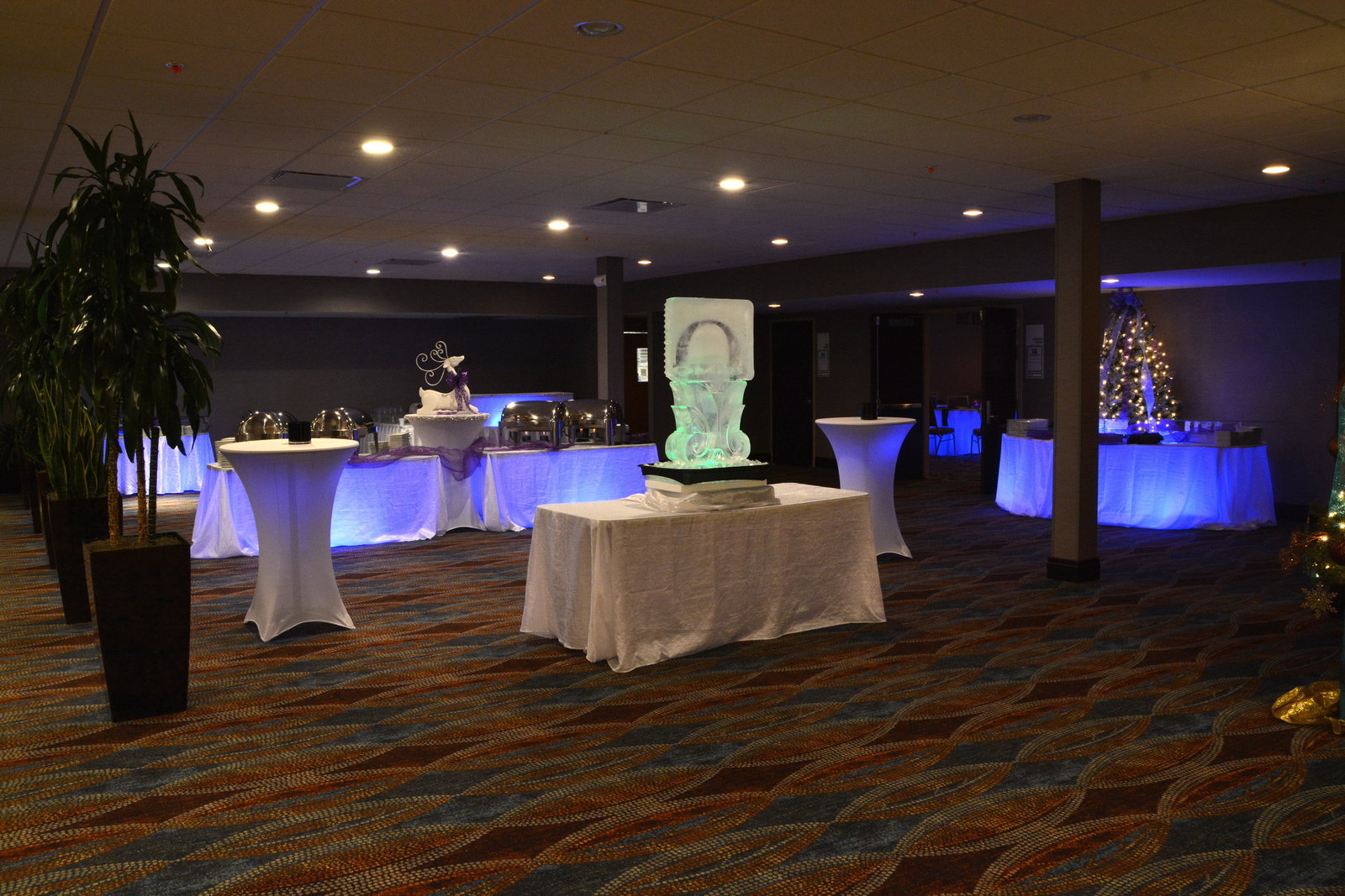 Holiday Inn Canton (Belden Village) - thumb 10