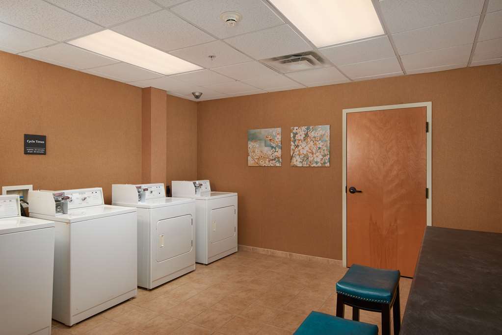 Hampton Inn & Suites Canton - thumb 16