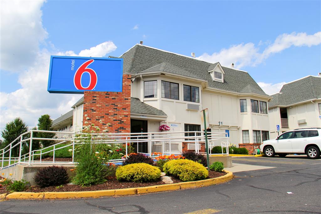 Motel 6 Hartford - Enfield - thumb 0