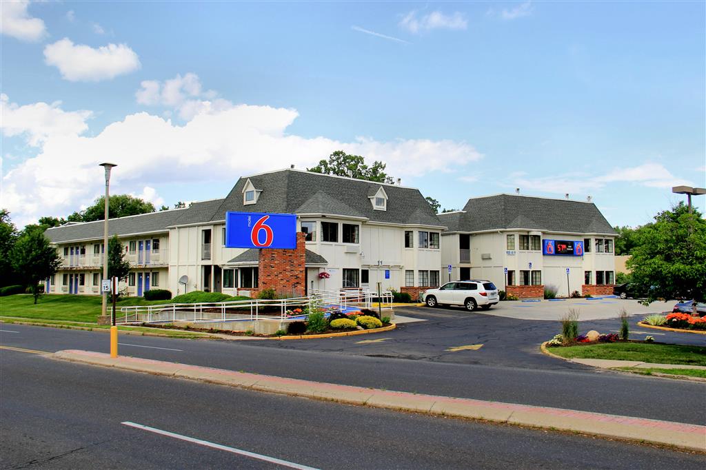 Motel 6 Hartford - Enfield - thumb 1