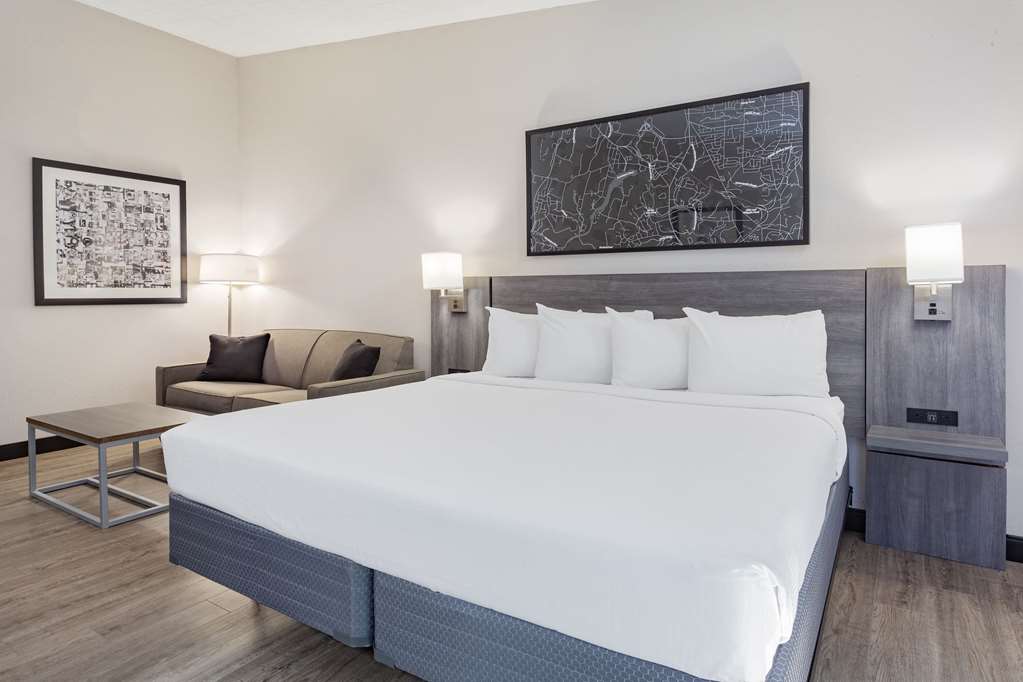 Ramada By Wyndham Windsor Locks - thumb 4