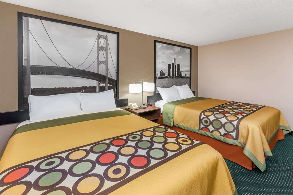 Super 8 Ionia MI - thumb 5