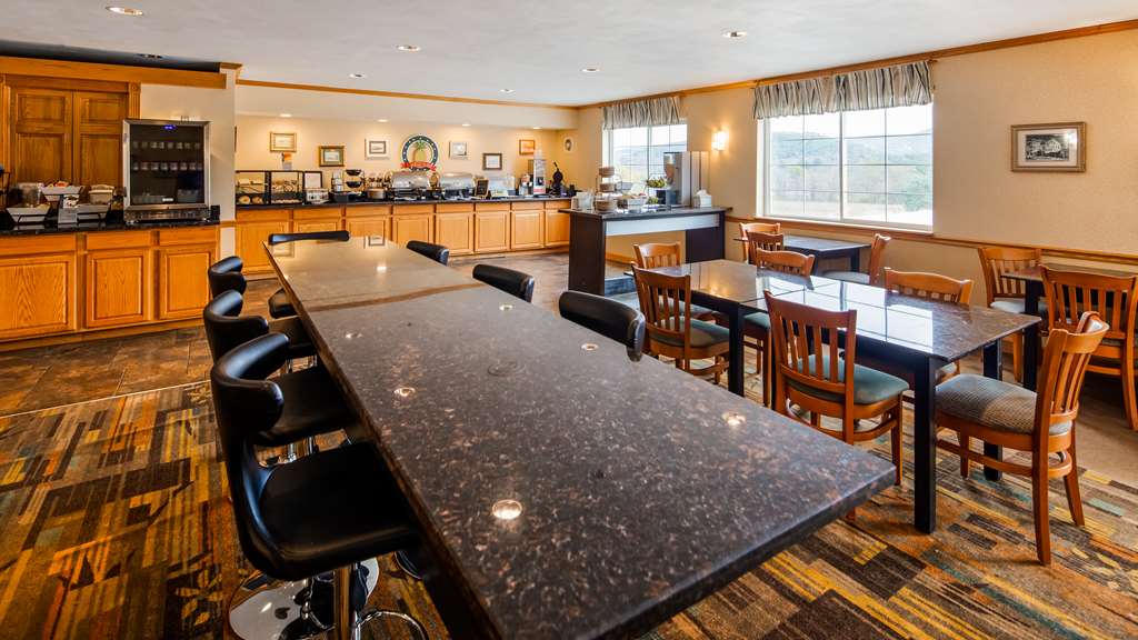 Best Western Cooperstown Inn & Suites - thumb 10
