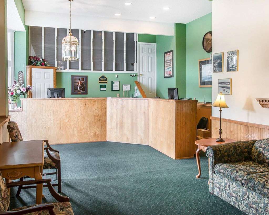 Quality Inn & Suites Mackinaw City - thumb 4