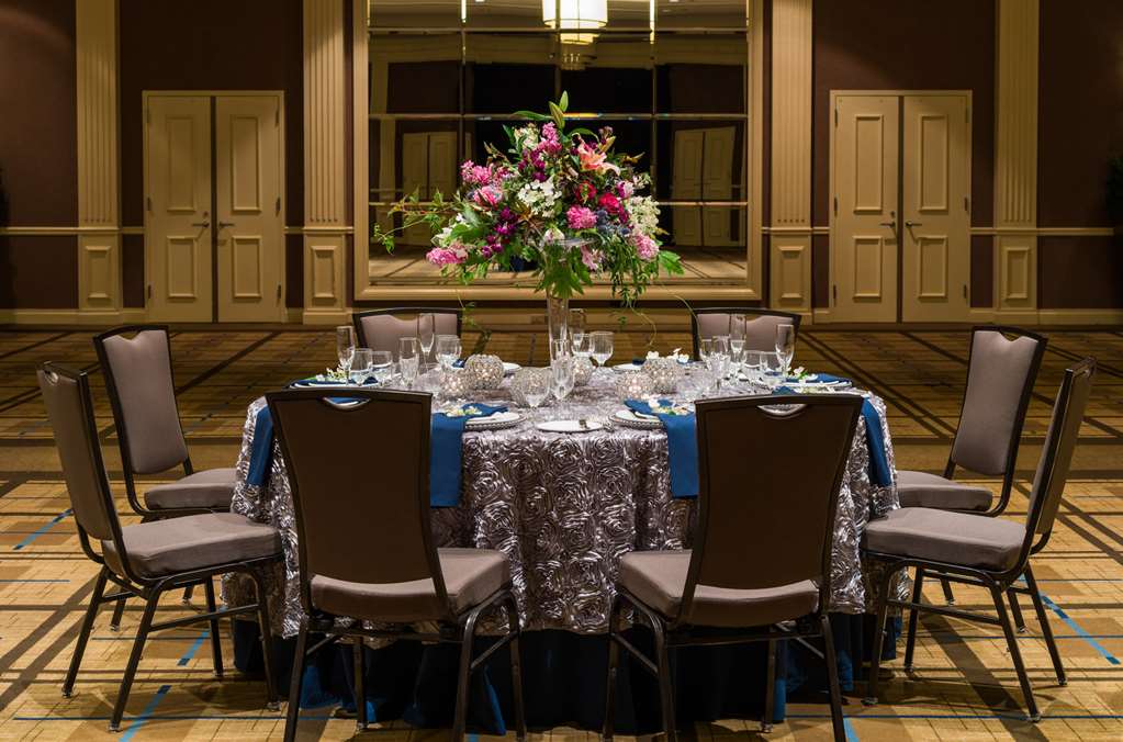 The Saratoga Hilton - thumb 10