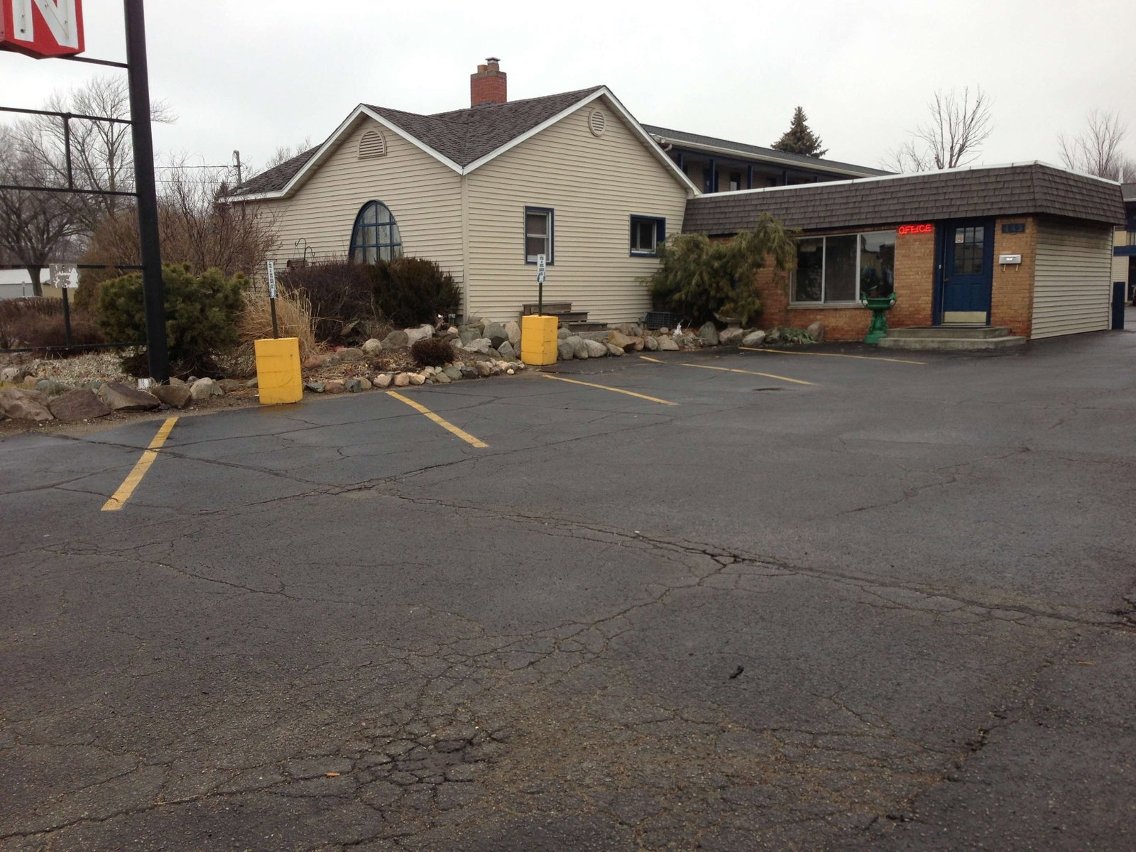 Cadet Motor Inn - thumb 0