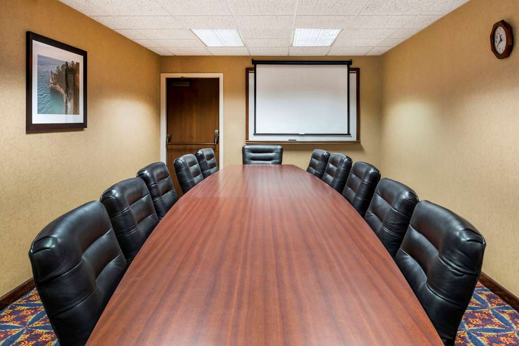 Quality Inn - Auburn Hills - thumb 10