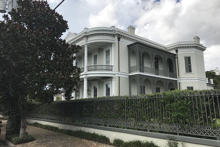 New Orleans City And Cemetery 2-Hour Bus Tour - thumb 2