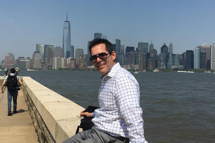 Statue Of Liberty, Ellis Island, And 9/11 Memorial Pools Guided Tour - thumb 1