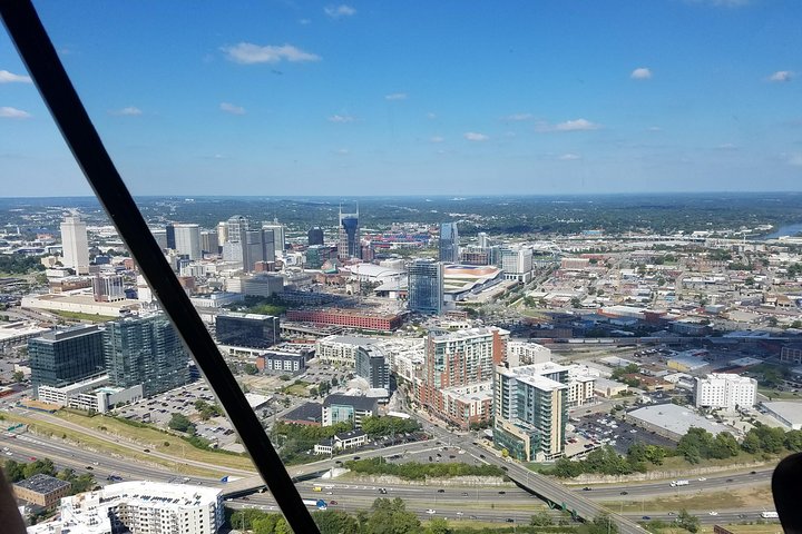 Helicopter Tour Of Downtown Nashville (15-Minutes) - thumb 1