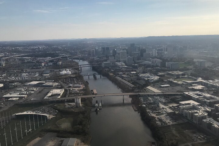 Helicopter Tour Of Downtown Nashville (15-Minutes) - thumb 5