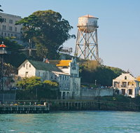 Straight to the Gate Access: San Francisco Bridge-to-Bridge Cruise - China Accommodation