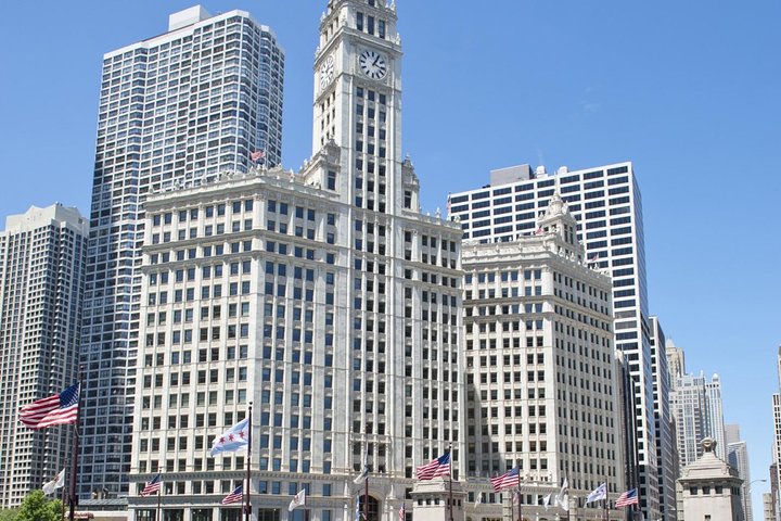 Chicago Walking Tour: The Magnificent Mile - thumb 0