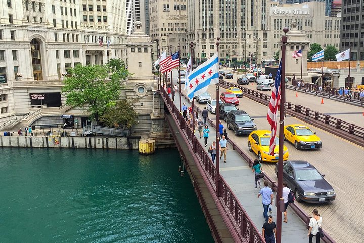 Chicago Walking Tour: The Magnificent Mile - thumb 5