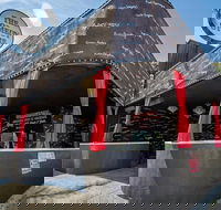 Hollywood Open Bus Tours to Celebrity Homes  Beverly Hills - Students Accommodation