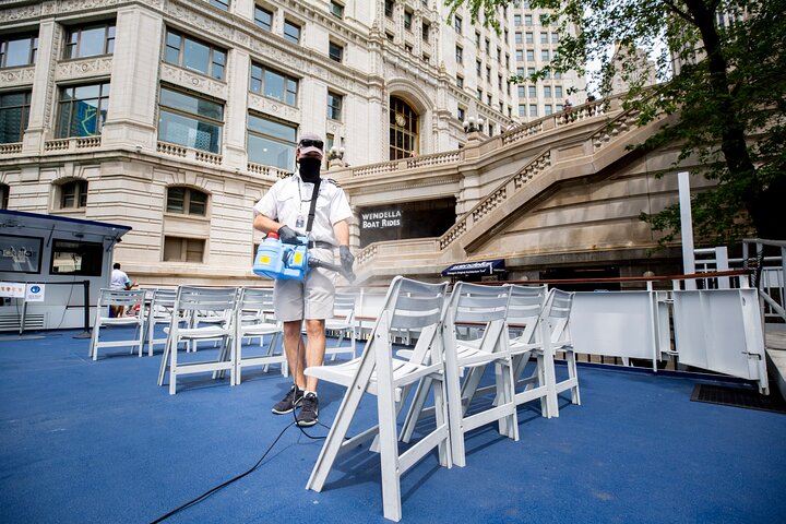 90-Minute Chicago River Architecture Tour - thumb 0