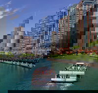45-Minute Chicago River Architecture Tour from Magnificent Mile - Students Accommodation