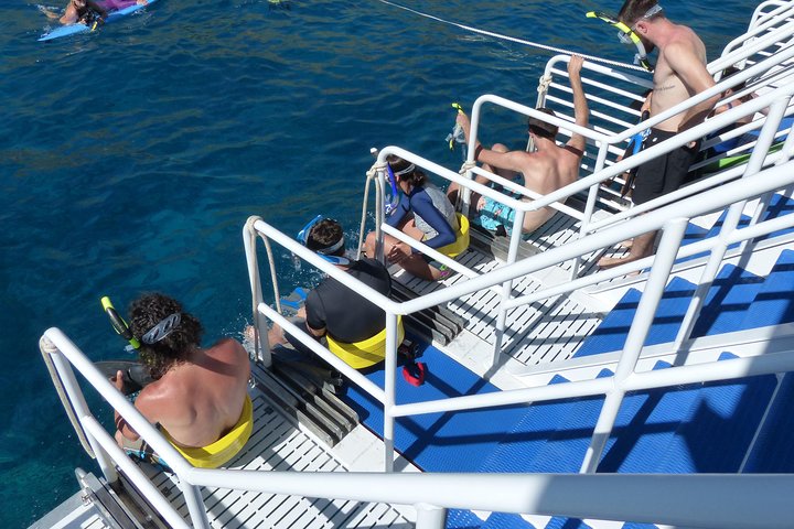 Molokini Snorkeling Adventure Aboard Calypso (MAUI / Ma'alaea Harbor) - thumb 3