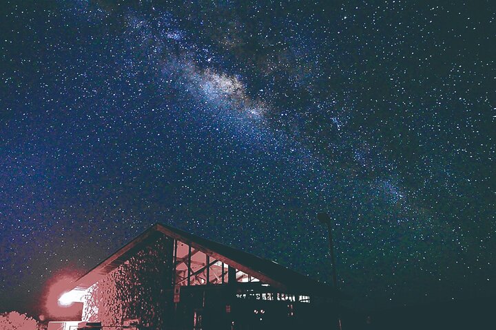 Mauna Kea Summit Sunrise Tour (Free Star And Sunrise Photo) - thumb 2