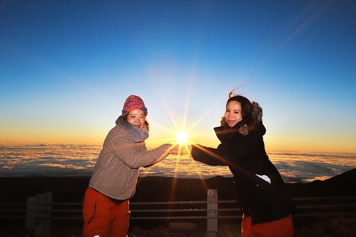 Mauna Kea Summit Sunrise Tour (Free Star And Sunrise Photo) - thumb 5