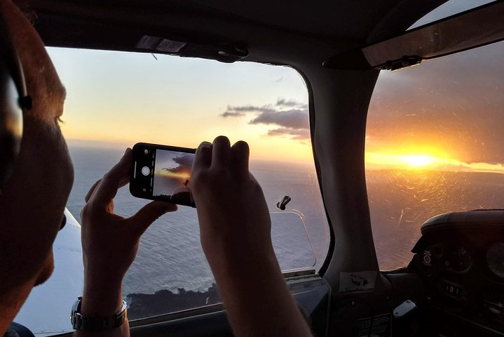 Romantic Sunset Champagne -Private- Maui Air Tour: Intimate & Spectacular! - thumb 1