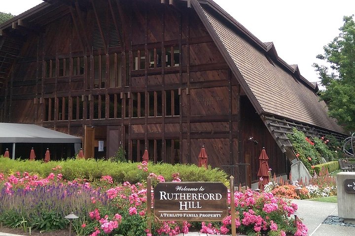 6 Hour Napa Or Sonoma Wine Tour In Private Limousine - thumb 1