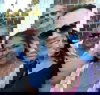 6-Hour Exclusive Wine Tour Experience for up to 6 Guests / Napa-Sonoma - USA Accommodation