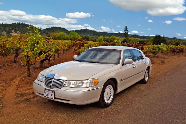 Sonoma & Healdsburg Wine Tours - thumb 2