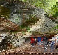 70-Minute Guided Downtown Eureka Springs Walking Tour - Students Accommodation