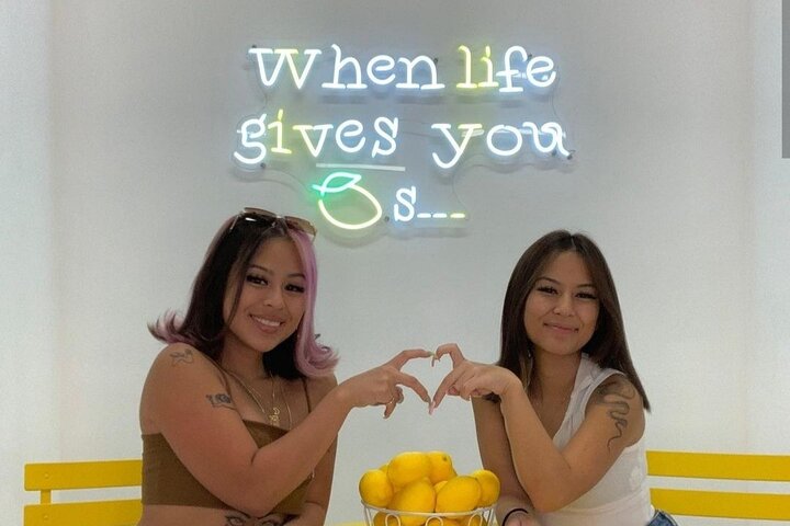 The Scottsdale Selfie Experience - thumb 1