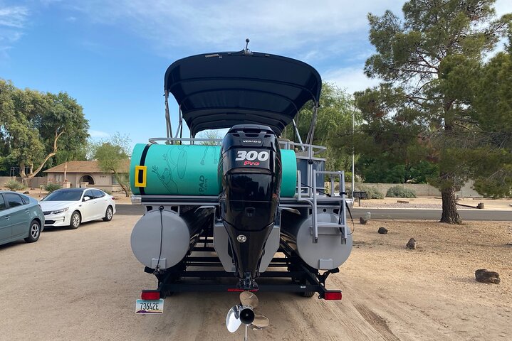 Luxury Boating Package Rental To All Local Lakes - thumb 4